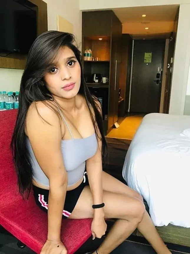 कॉल गर्ल्स सर्विस  वेल्लोर